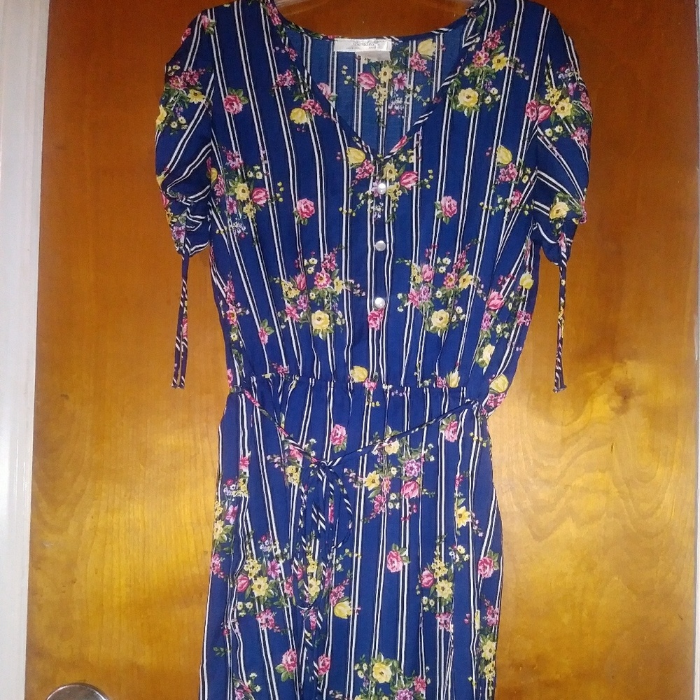 Sale 🔴 Spring Dress - Picture 2 of 7